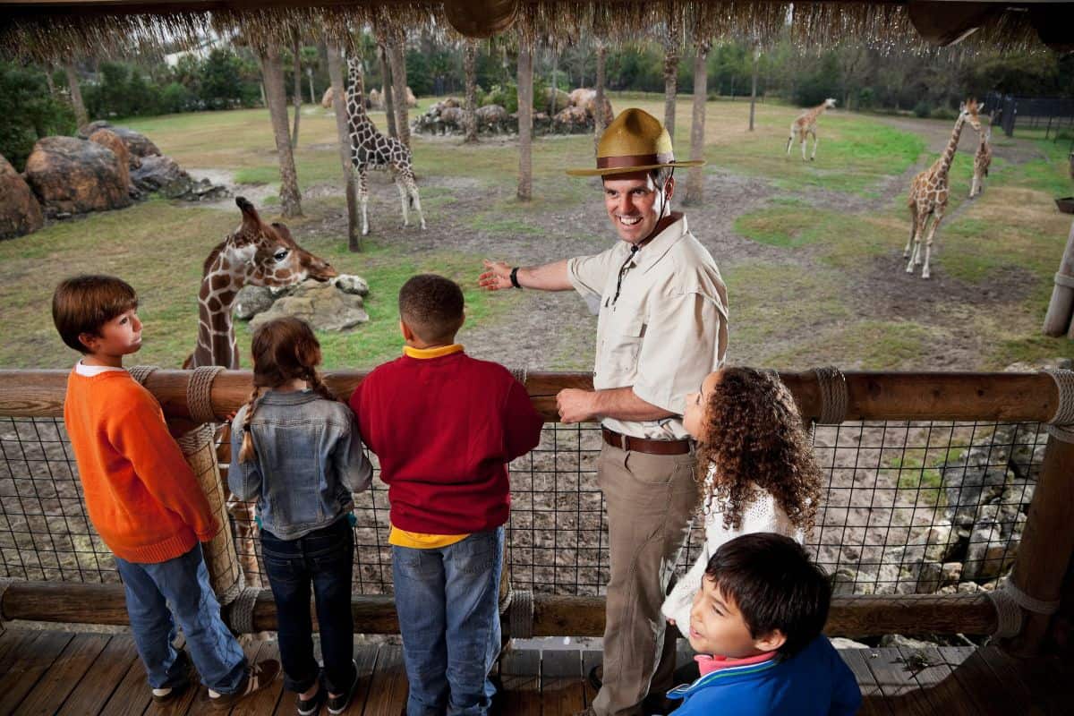 Exotic Animal Jobs & Careers Exotic Animal Jobs & Careers