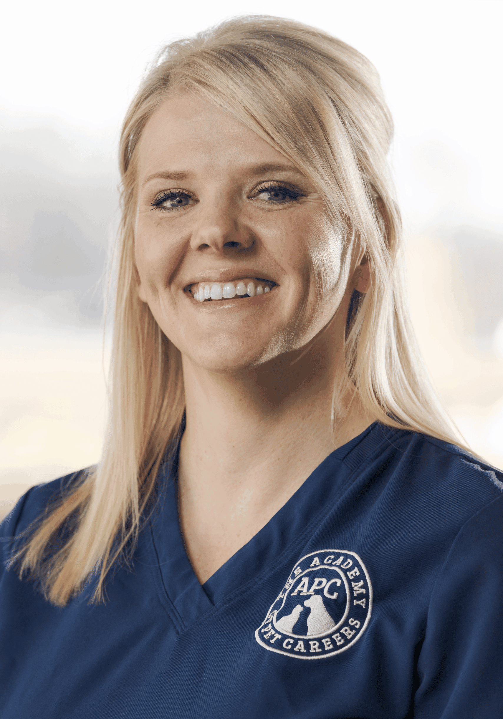 Lindsay Clarke Headshot